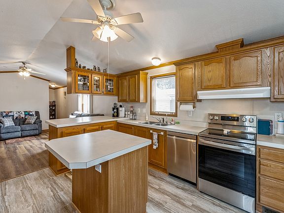 5th image of 776 Ashby Dr
