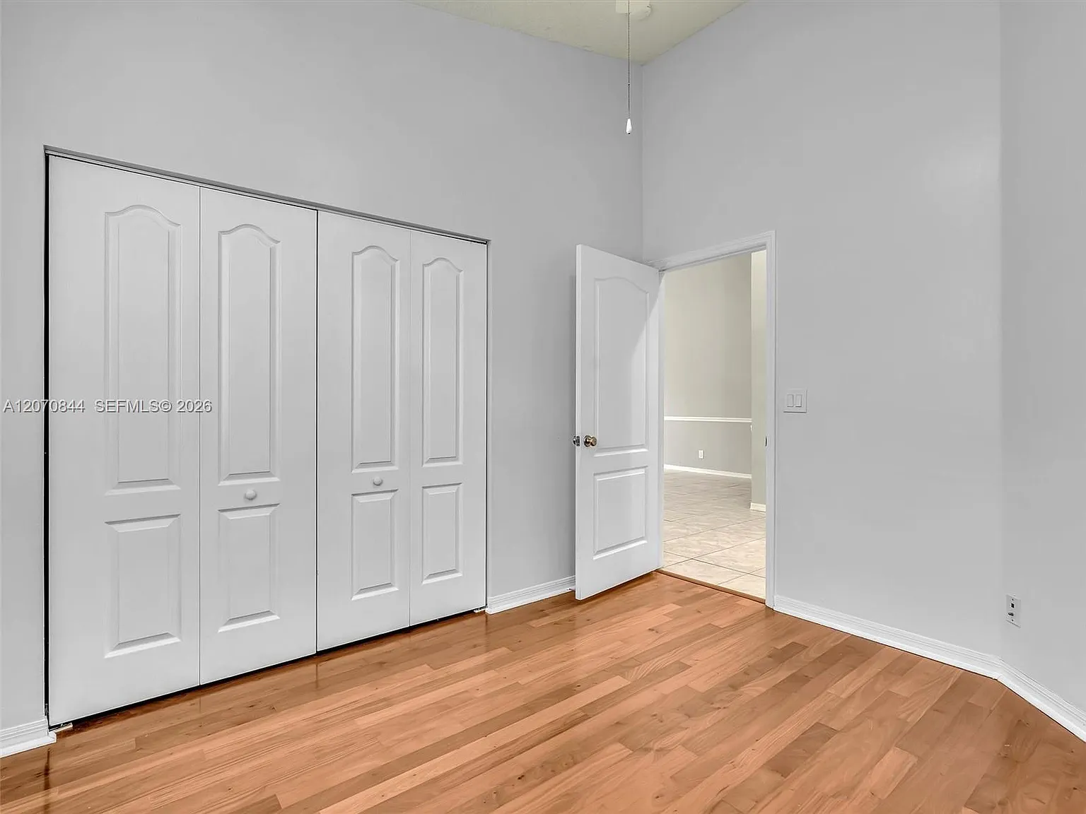 3 bed, 3800 sqft, $3,800 — Photo 3