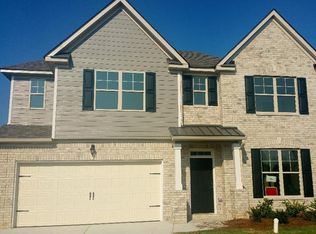 523 Georgia Cir, Loganville, GA