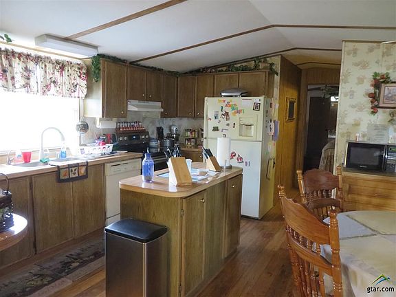 5th image of 632 County Road 1200