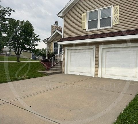 5th image of 11200 N Booth Ave