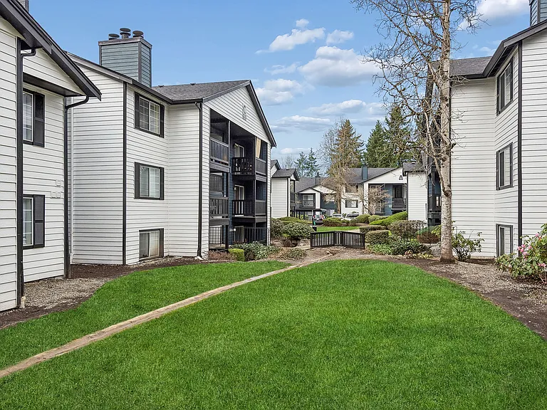 ReNew Forest Creek — Photo 20