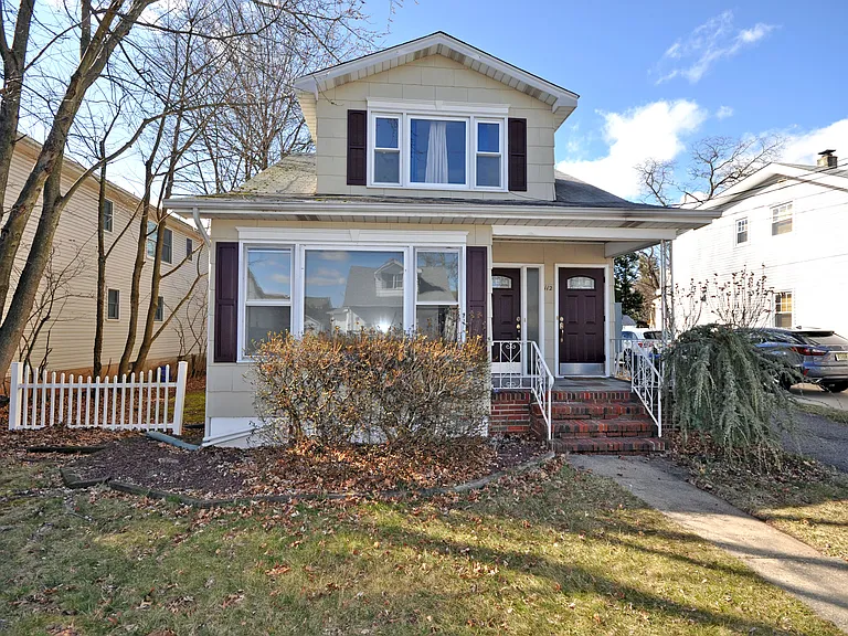 112 Highland Ave #2 — Photo 1