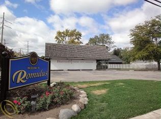 10912 Wayne Rd, Romulus, MI 48174