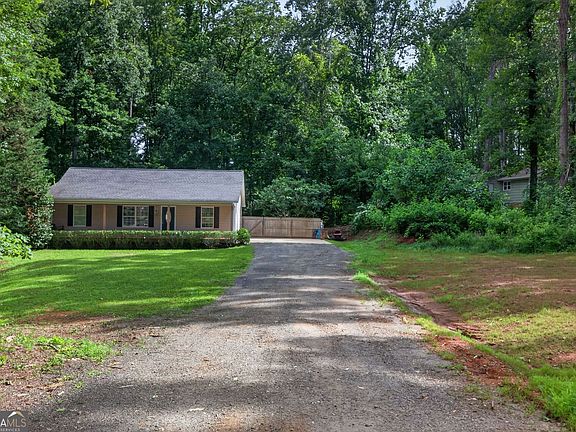 2nd image of 180 McCready Dr