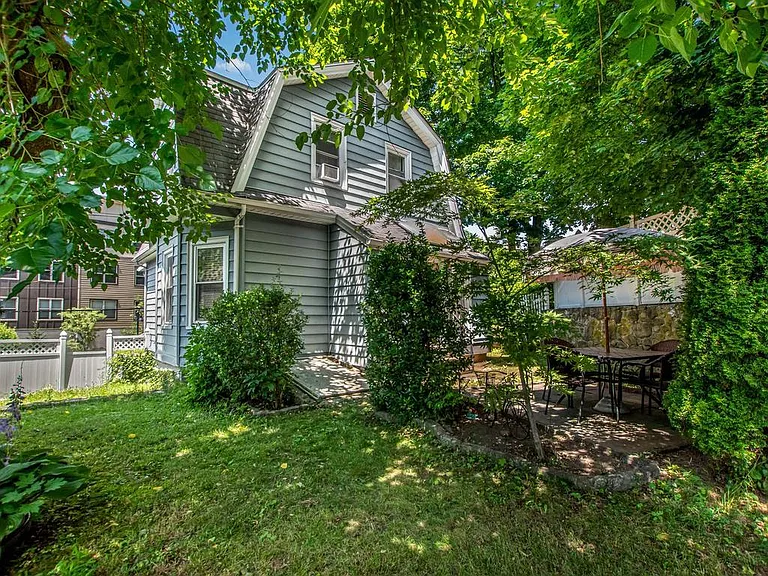 412 Warburton Ave #3 — Photo 22