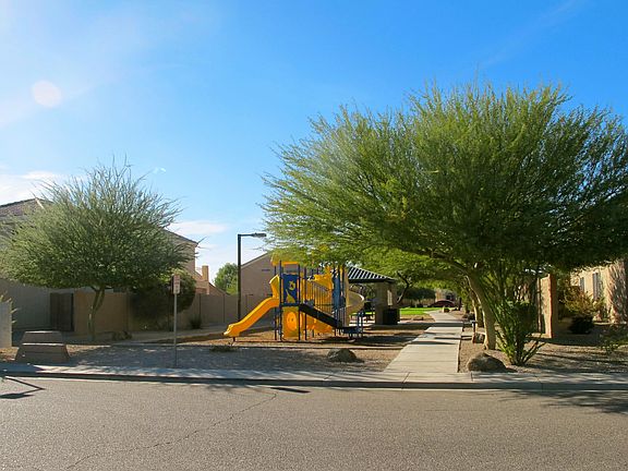 4th image of 1832 E DIEGO Street