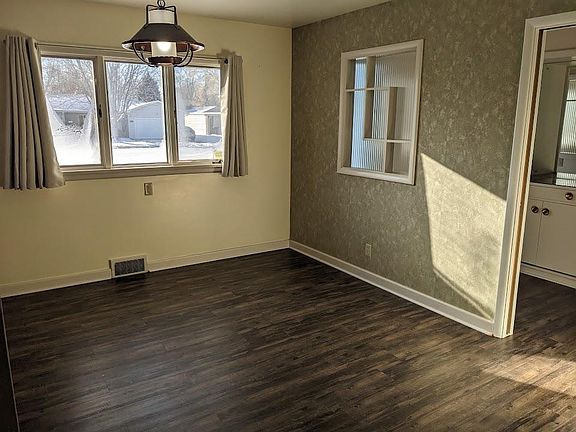 Dinning area looking towards entry.