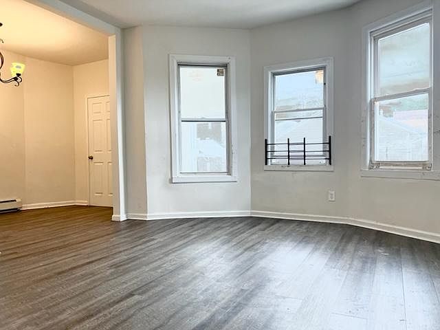 1st image of 501 S 11th St #B