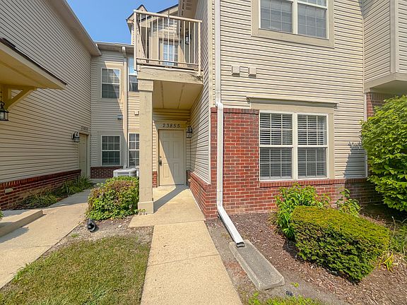 2nd image of 23855 Greenwood Dr