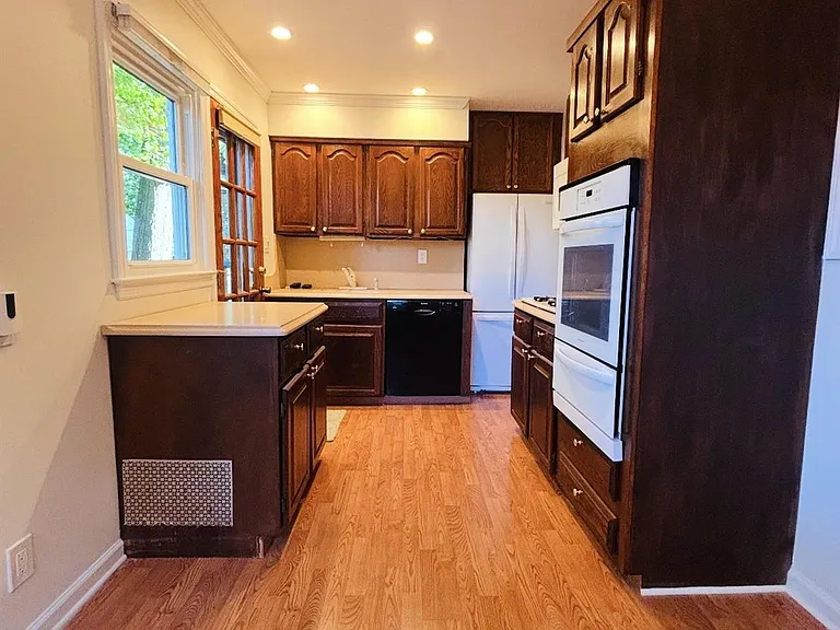 1526 Rhode Ave — Photo 3