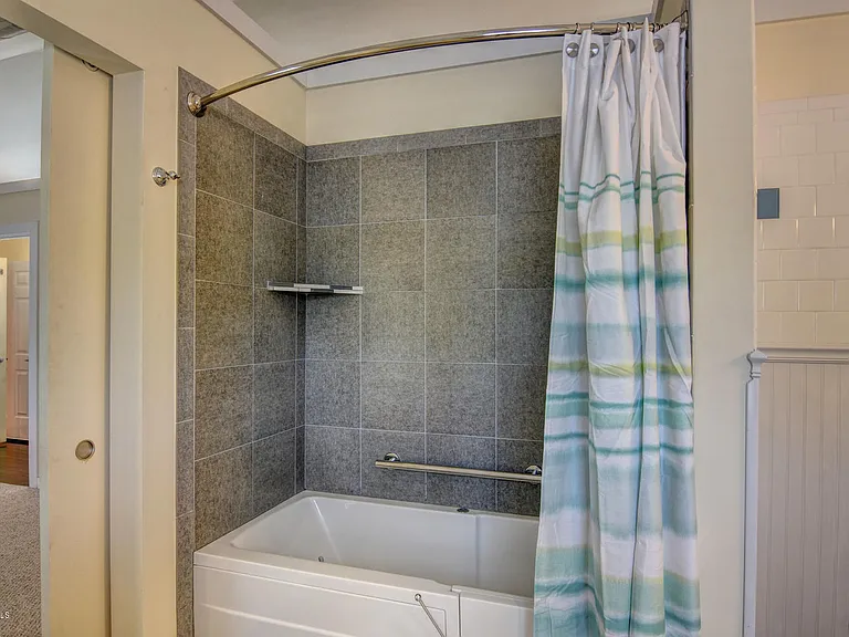 2107 Metts Ave — Photo 19