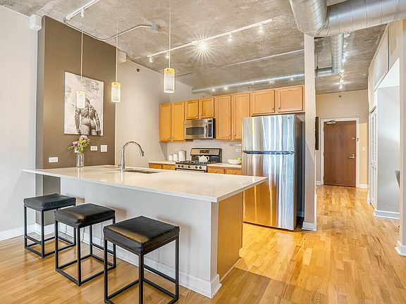 4th image of 1305 S Michigan Ave APT 1506