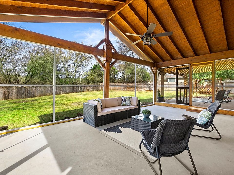 1st image of 805 Post Oak Cir