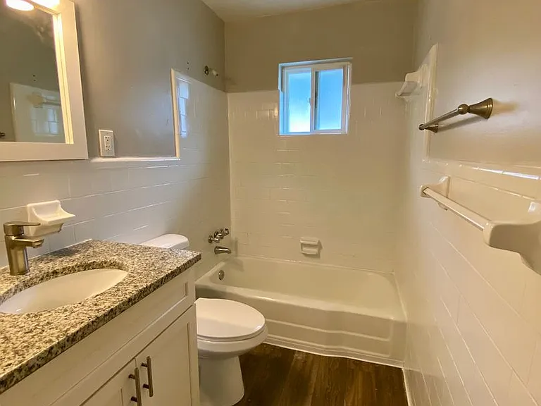 Oak Pointe Apartments — Photo 27