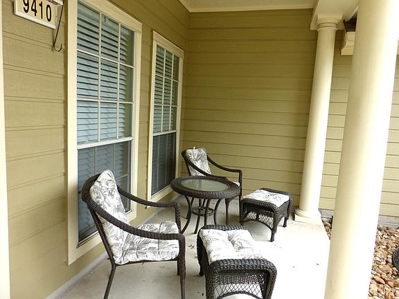 Super Covered Front Porch
