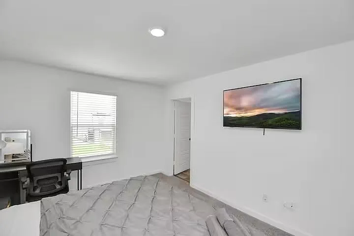 12320 Churchill Downs Dr — Photo 8