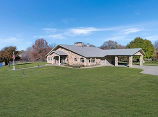 701 19th St, Menominee, MI 49858