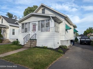 18 Elliott Ave, Schenectady, NY 12304