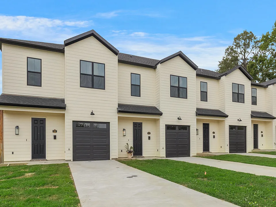 106 Mary Ann Dr