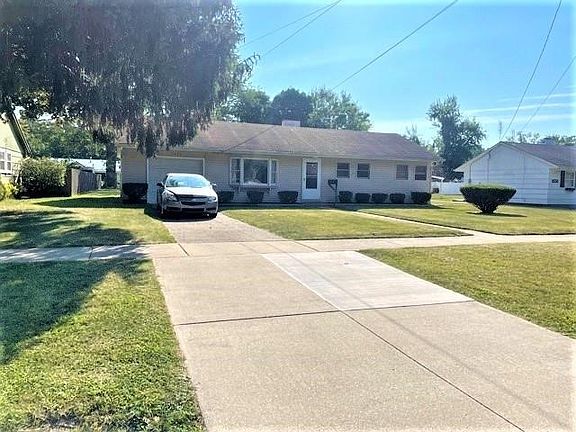 4th image of 1642 Columbian Ave