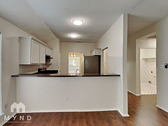 5th image of 814 Palomino Dr