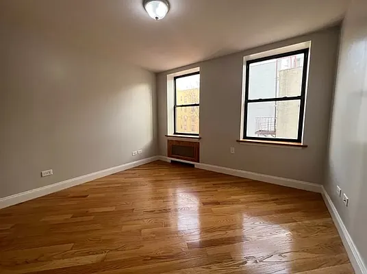 Rented by REAL New York | media 12