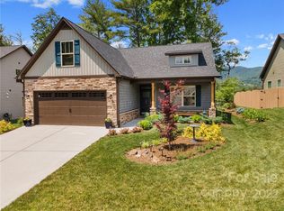 409 Bell Lily Dr, Weaverville, NC 28787