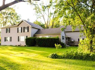 4762 Centerville Rd, Poplar Grove, IL 61065