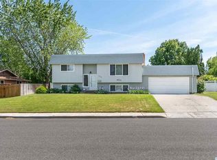 1925 Poplar St, Richland, WA 99354