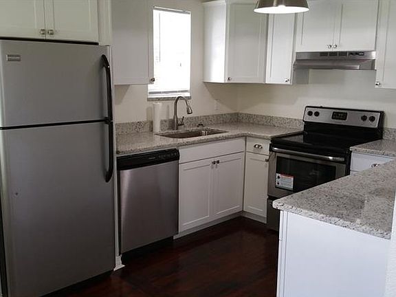 5th image of 796 39th Ave NE