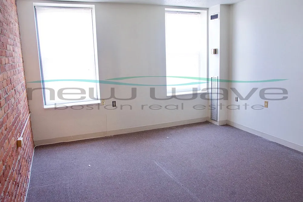 4 bed, 1200 sqft, $7,000 — Photo 3