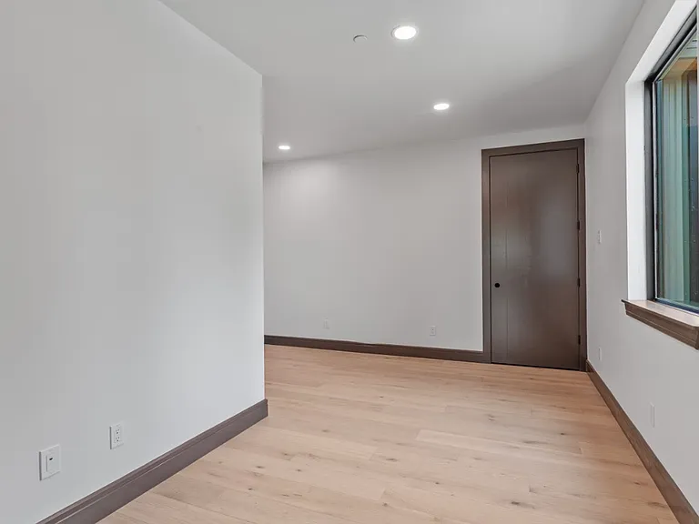 2019 E Mullan Ave #2 — Photo 25