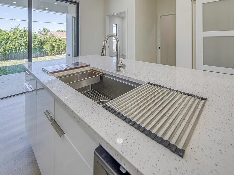 4855 Elmhurst Rd — Photo 21