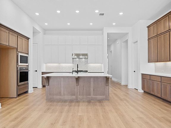 6th image of this home