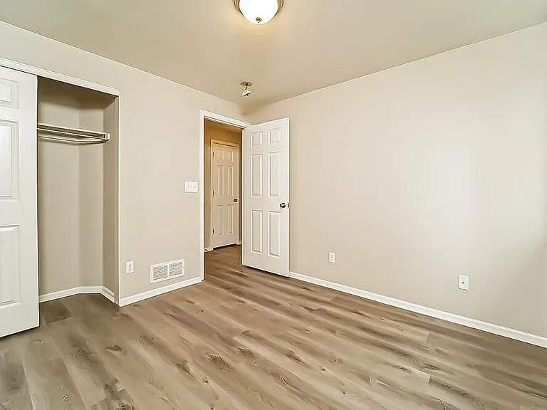 18284 Michigan Creek Way — Photo 15