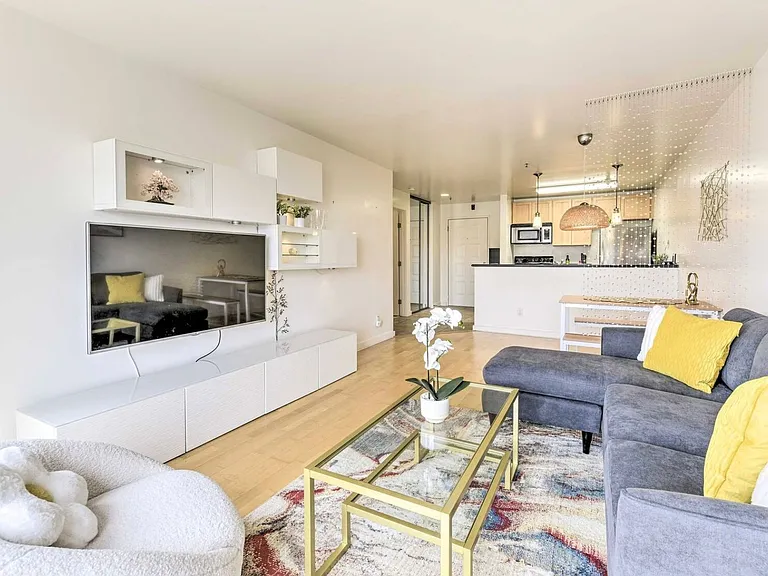 6400 Christie Ave #5401 — Photo 17