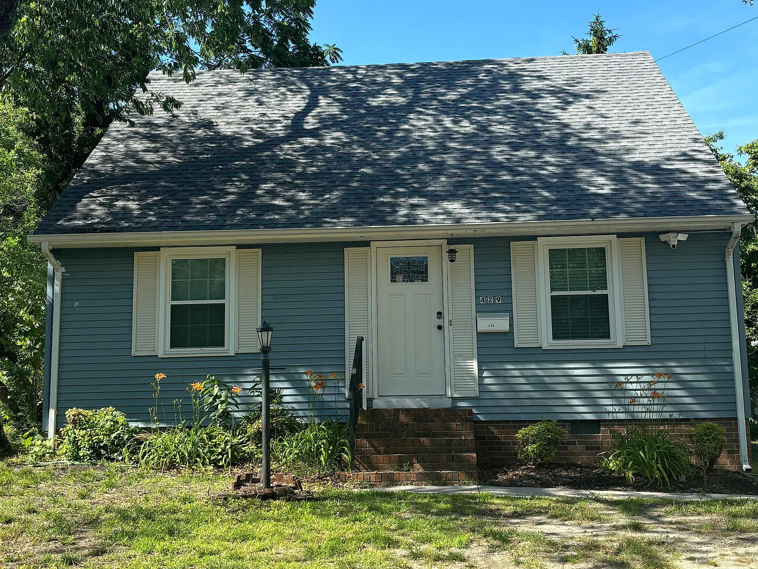 4 bed, 1414 sqft, $2,150 — Photo 2