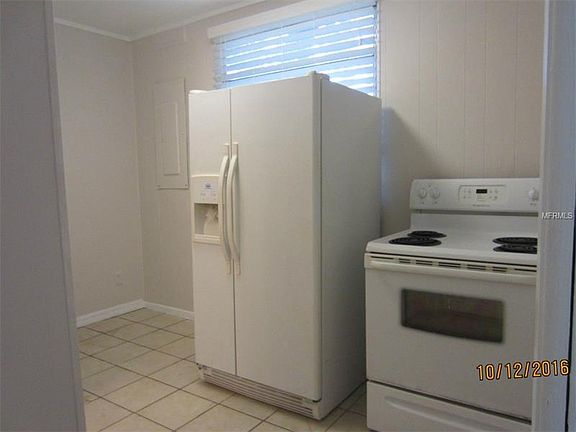 5th image of 23076 Central Ave APT 3