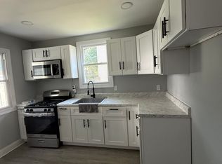 12 Riverside Pl #1, Garfield, NJ 07026