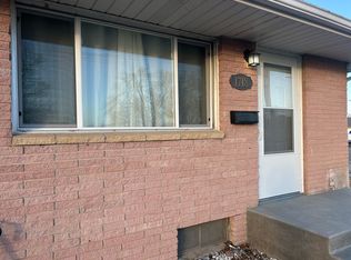 1718 Cloud Cir, Salina, KS 67401