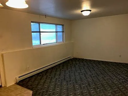 612 W Shore Dr — Photo 4