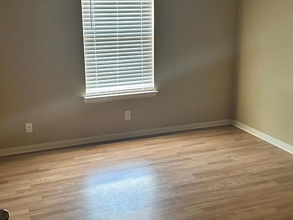 2nd image of 1108 Leah Dr Unit B