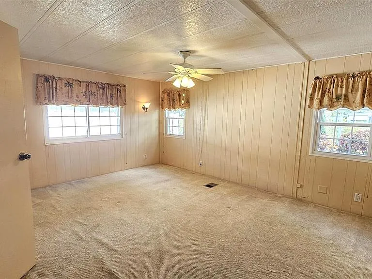 1240 Seagull Dr — Photo 29