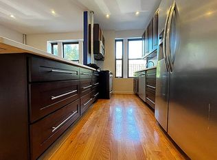 302 Eastern Pkwy APT 2B, Brooklyn, NY 11225