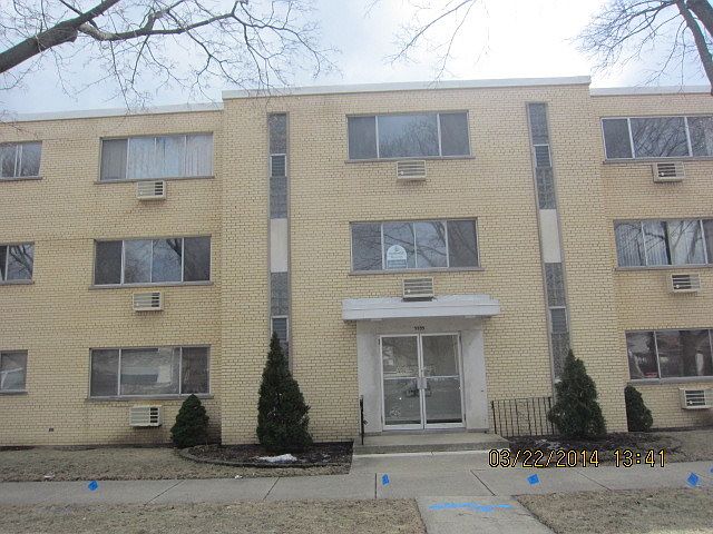 1st image of 5555 W Sunnyside Ave APT 2C