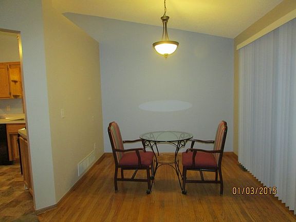 4th image of 11314 Tyler St NE