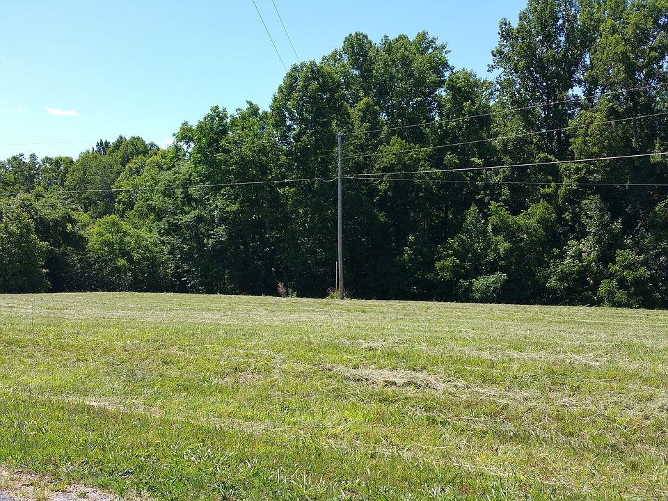 2nd image of Arrowbrook Rd