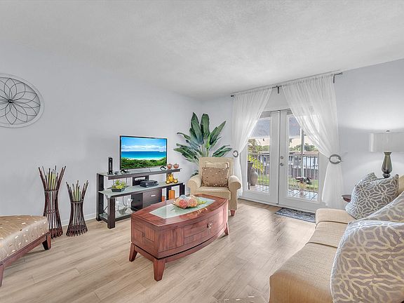 5th image of 6770 Royal Palm #205