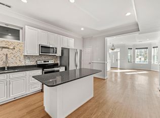 1215 Otis Pl NW, Washington, DC 20010